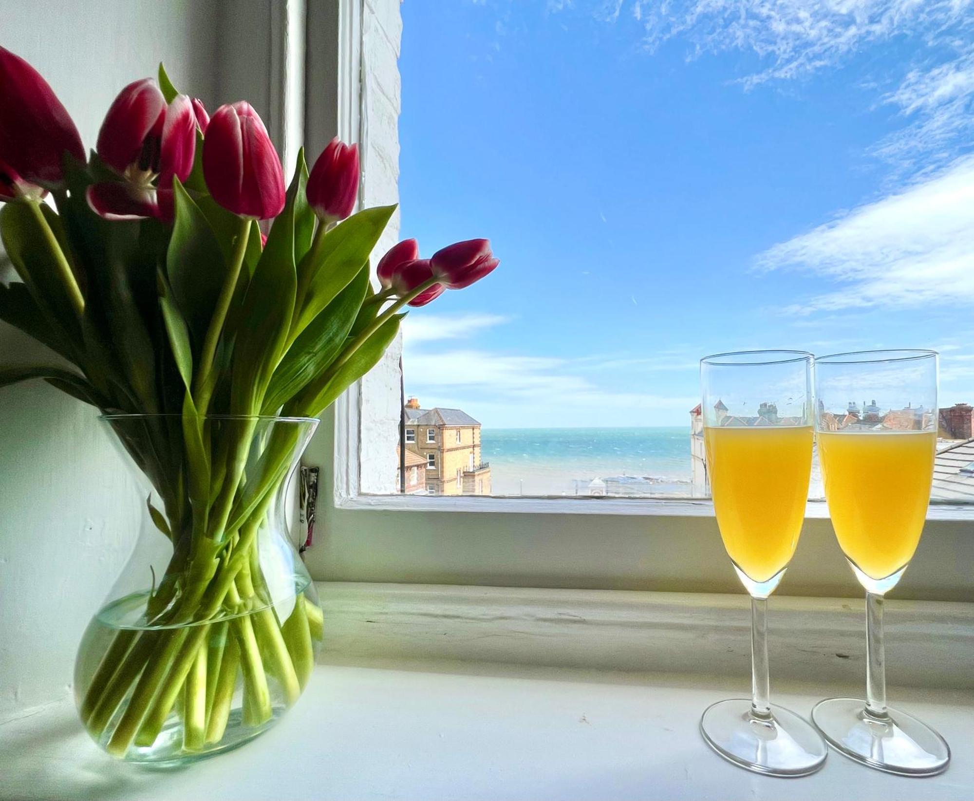 Central, Seaview Apartment, 3 Beds, 2 Baths, Kid & Dog Friendly At The Lookout ブロードステアーズ エクステリア 写真